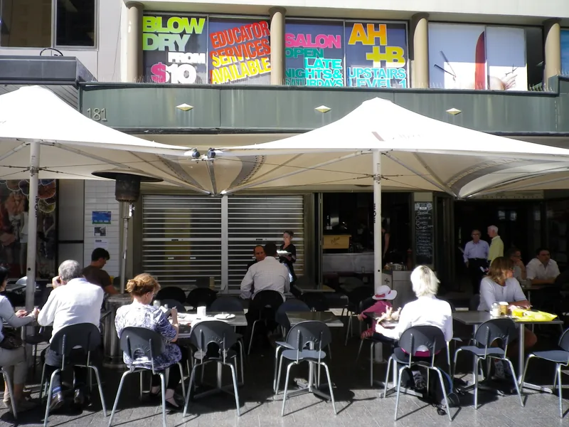 Shop 4 & 6, Oxford Street, BONDI JUNCTION NSW 2022